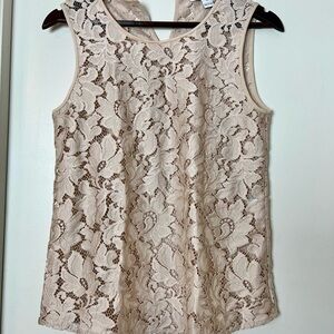 Diane Von Furstenberg DVF classic top, lacy blouse off white Tan sleeveless